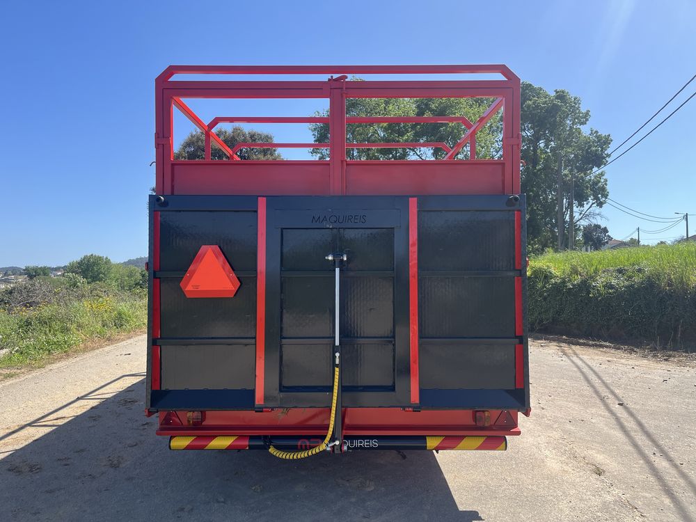Reboque agricola transporte animais 7000kg