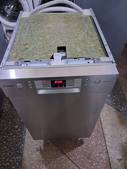 Посудомийна машина Bosch 45см