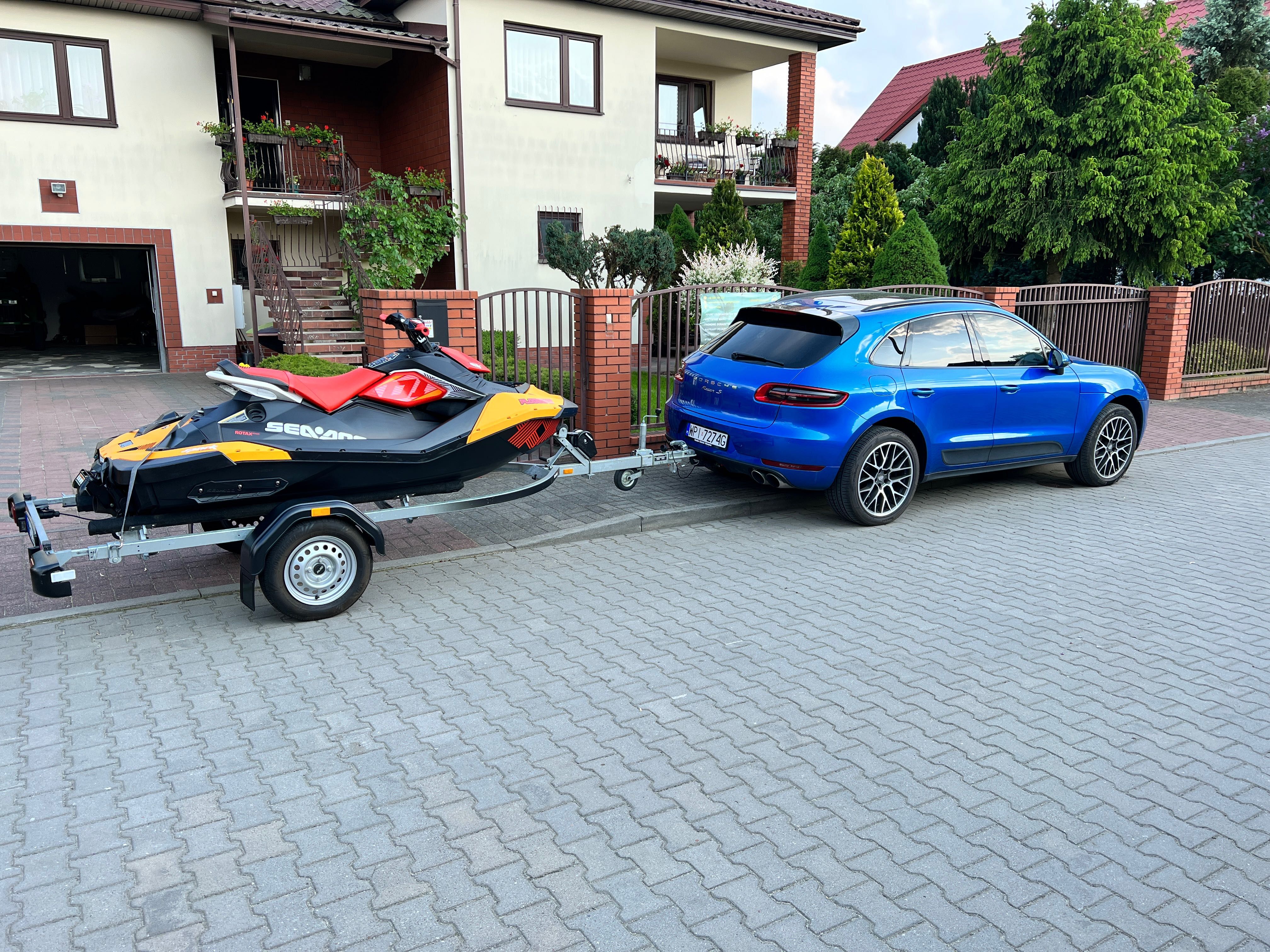 Sea Doo SPARK 2 UP i TRIXX 2UP wypożyczalnia skuterów mazowieckie
