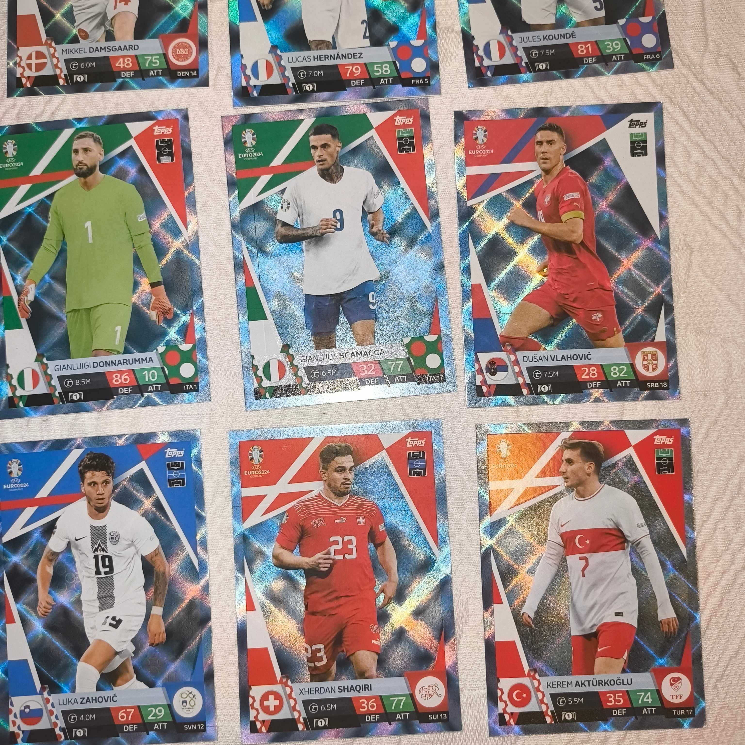 Cartas Paralelas Azuis Topps Euro 2024