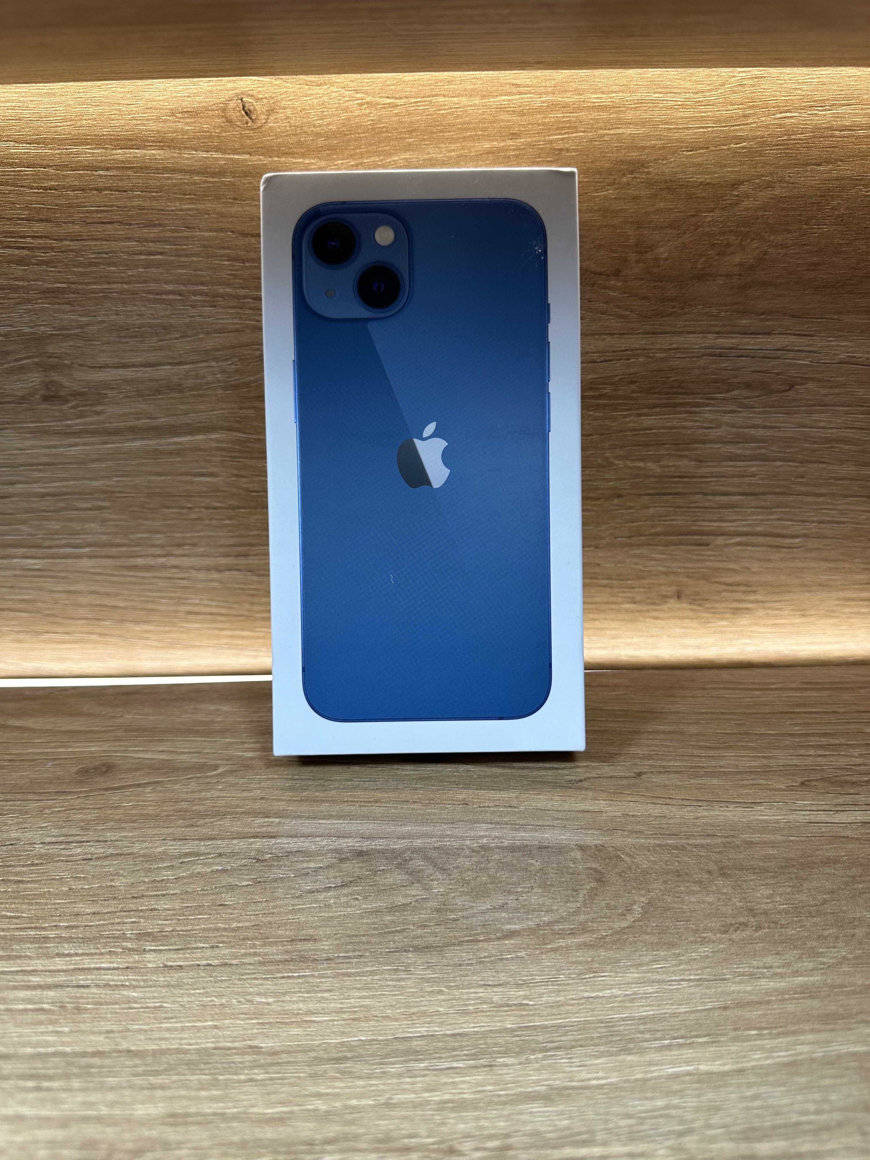 iPhone 13 256 Blue! НОВИЙ!!! З США!!! Неверлок!!!