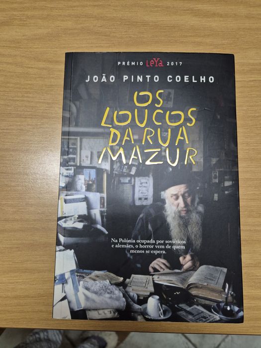 Livro "Os Loucos da Rua Mazur"