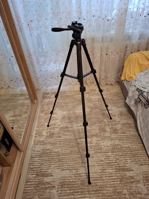 Фотоапарат Canon 600D 18×55мм