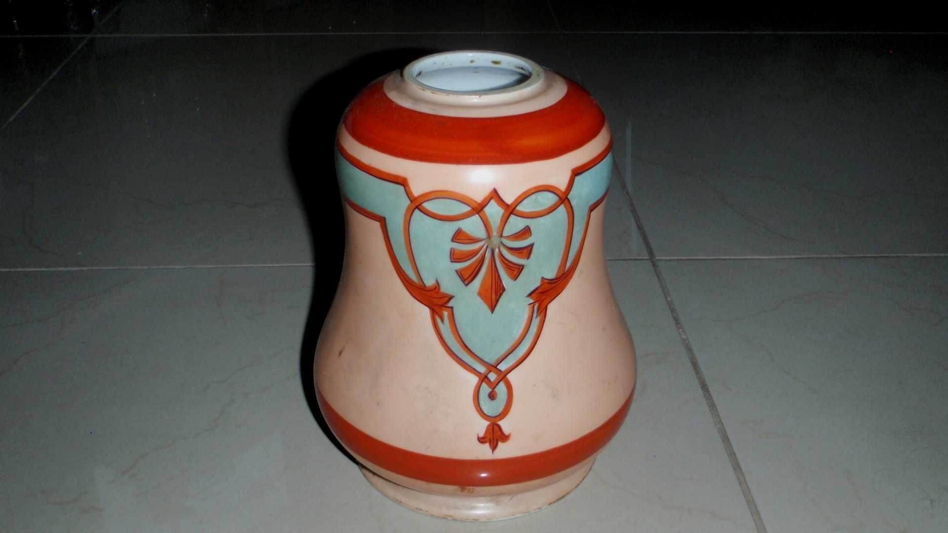 Secesja - korpus lampy naftowej z lat 1900 - 1920 .