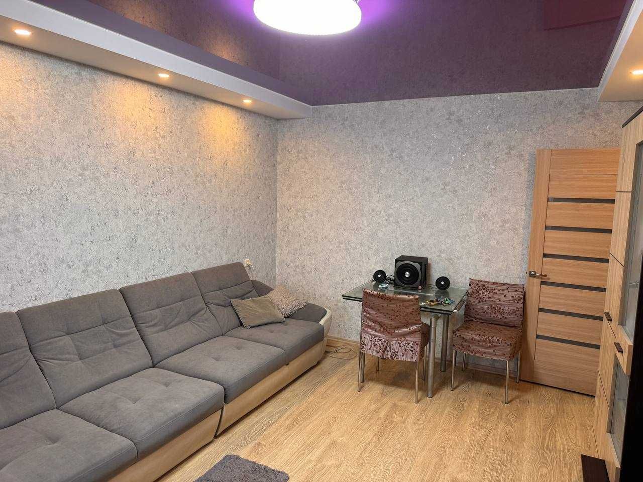 Сдам 3 комн квартиру как 2 комнатную Тополь-3,дом 80