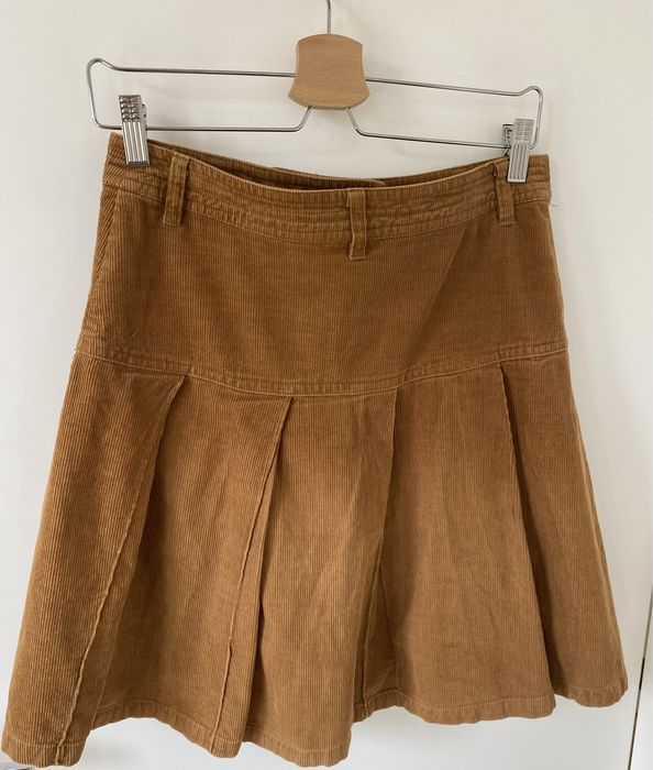 Sztruksowa spódniczka