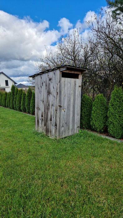 Sprzedam WC na budowę