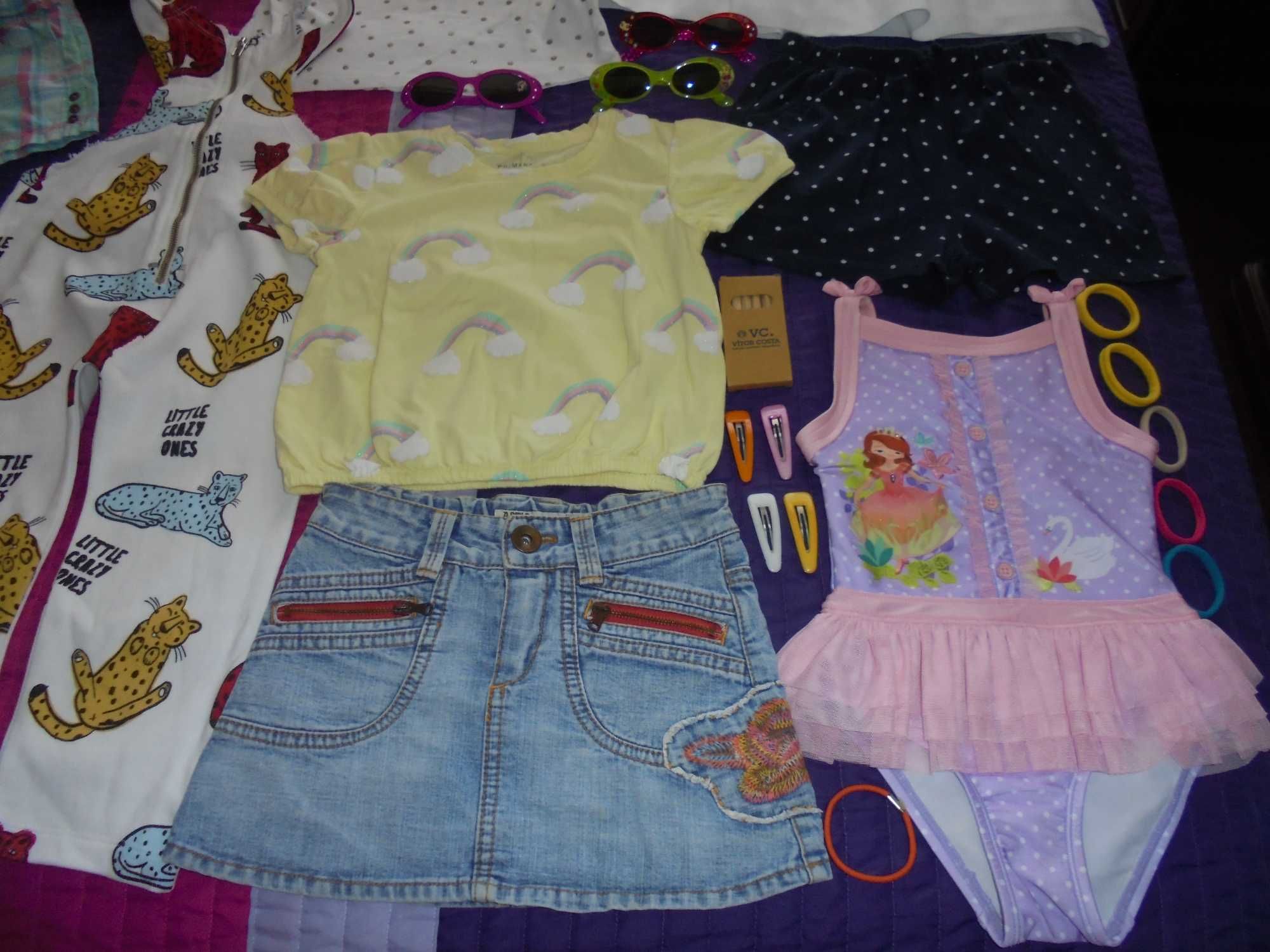 lote de roupa de menina a carteira as flores