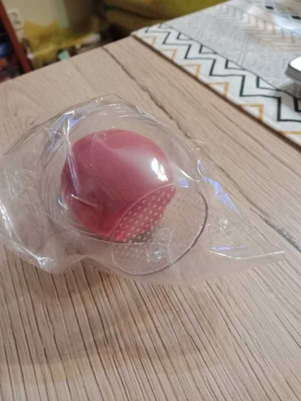 Beauty blender gąbeczka gąbka do makijażu bordowa w pudełku nowa