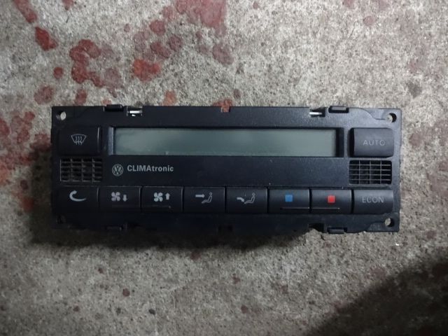 Panel klimatyzacji VW Passat B5 3B1 907 044K