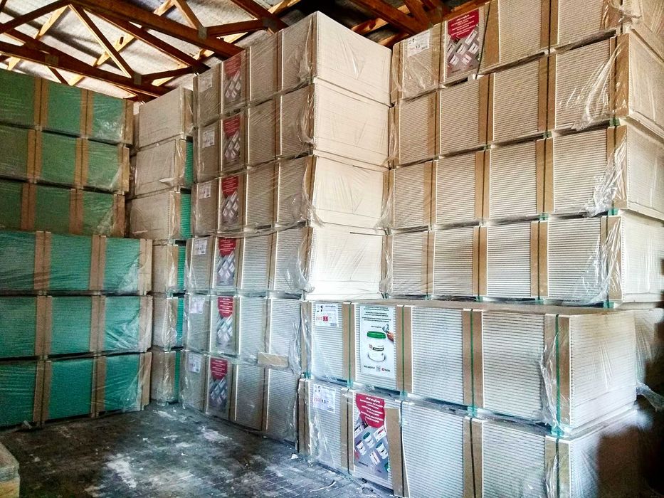 Гіпсокартон звичайний та вологостійкий, гіпсокартонні системи