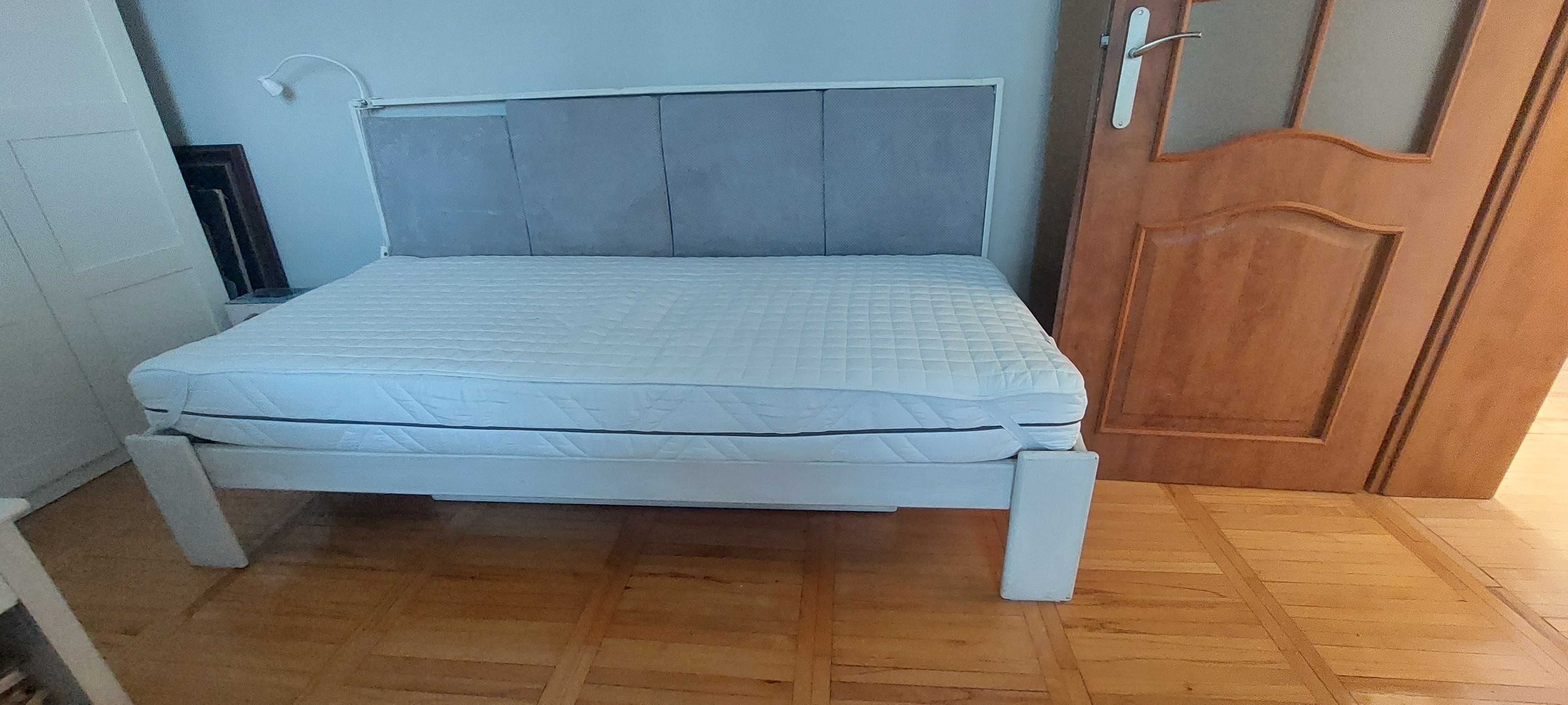 ŁÓŻKO , białe , PEŁNE DREWNO z materacem
