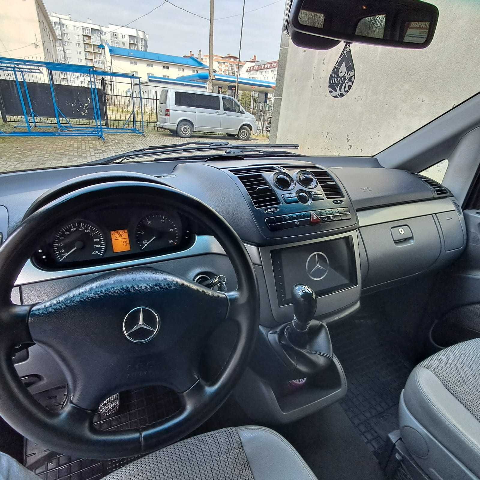 Mercedes-Benz Viano 2010