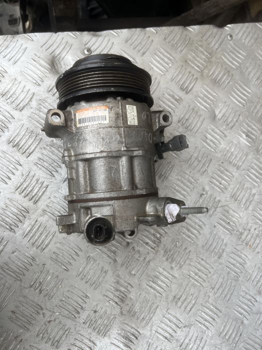 Компресор кондиціонера 447280-9030 dodge dart 2. 0i