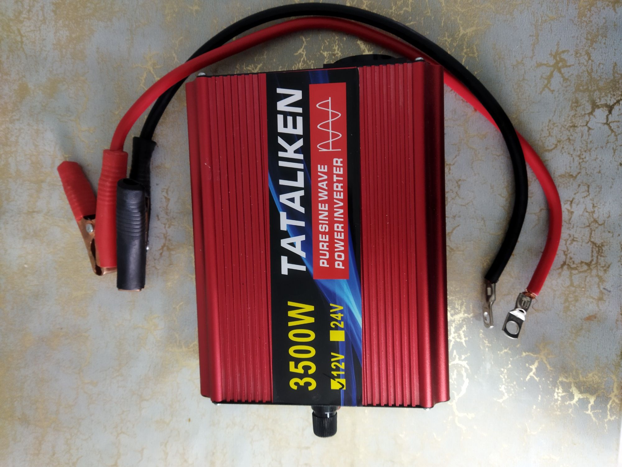 Автомобильный инвертор Tataliken чистый синус 12/220V 3500W