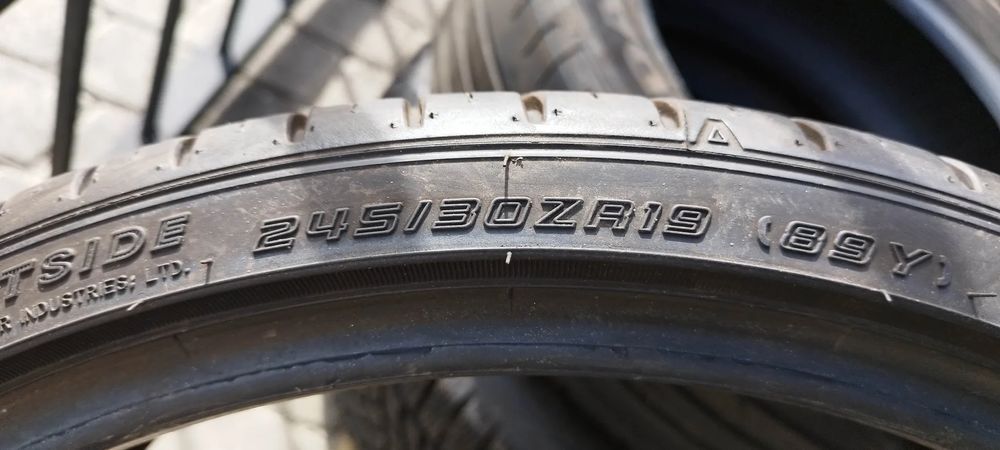 245/30/19 falken azenis fk510