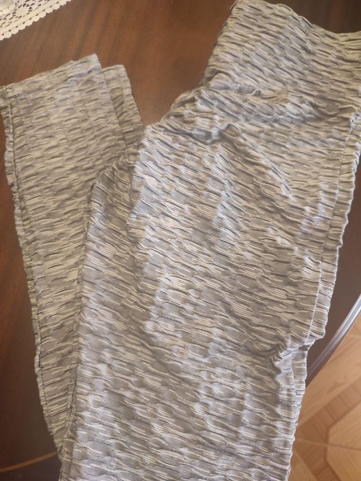 Leggings desportivas brocadas cinzentas