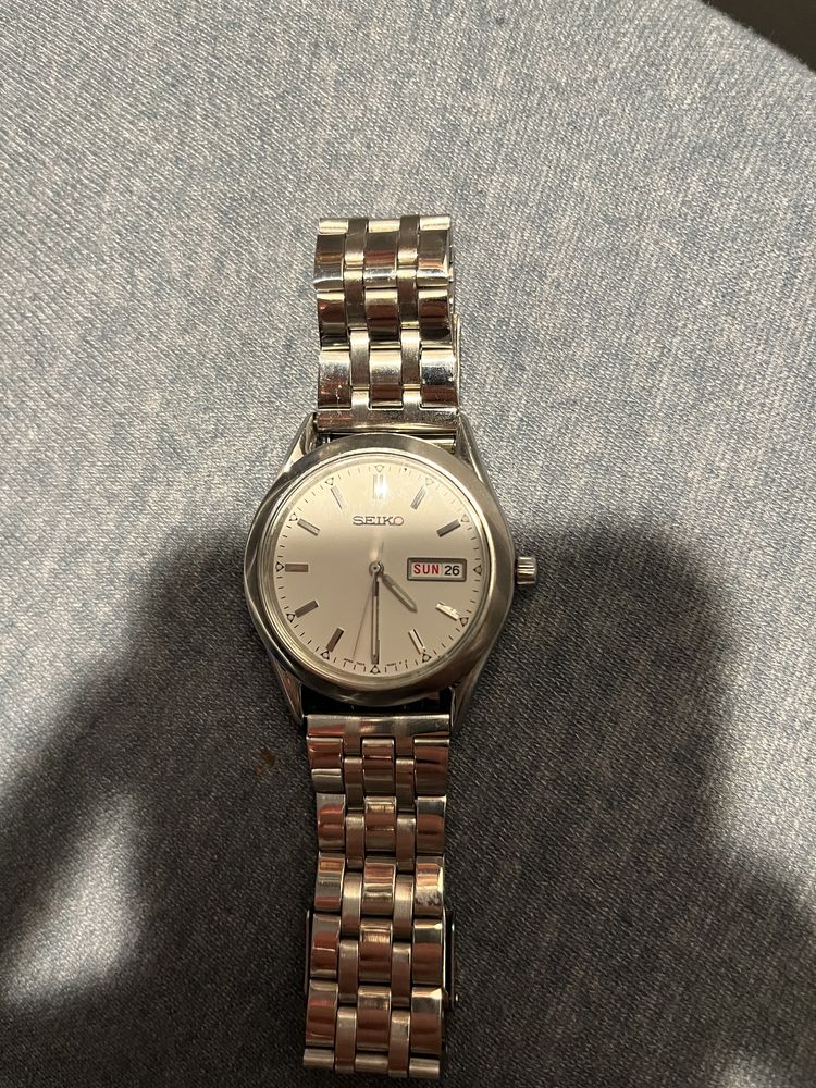 SEIKO zegarek męski 39mm na bransolecie kwarc