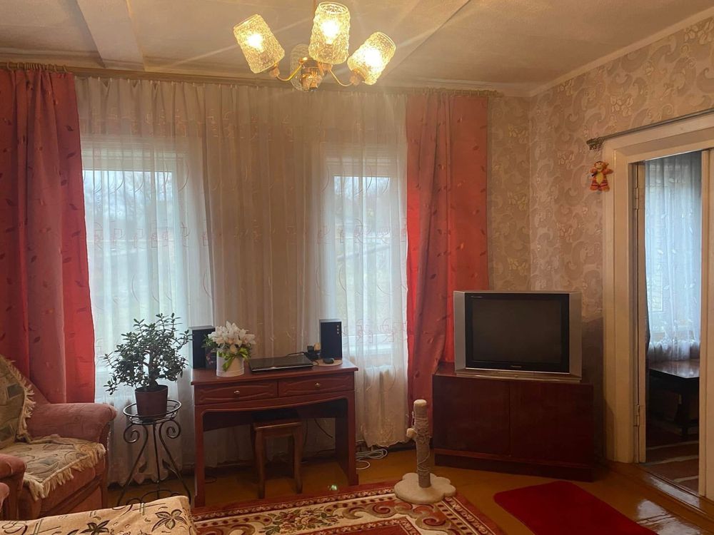 Продаж частини будинку