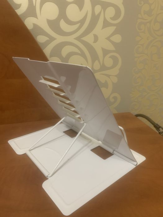 Подставка для книг