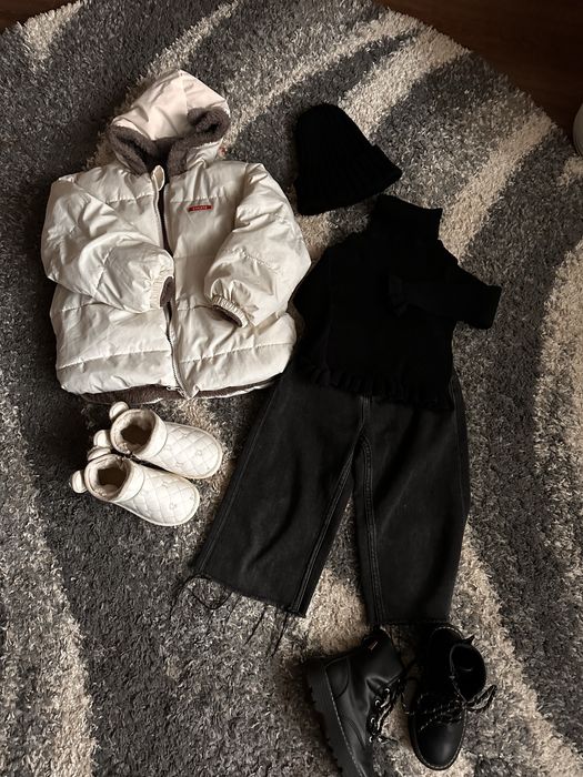 Куртка, джинси, гольфик, шапка, уггі