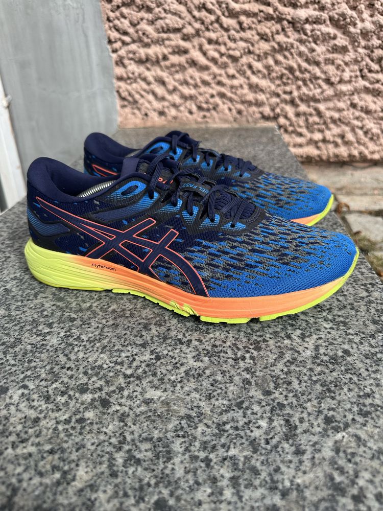 Кросівки  ASICS Dynaflyte 4 1011A549-003 оригінал