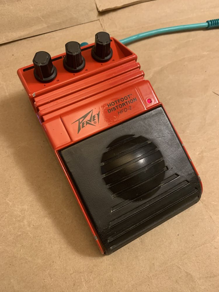 Peavey Hfs-2,Dano Fuzz,  CryBaby USA,Zoom 8080