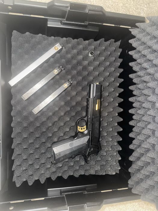 Rossi redwings - c/ upgrades e mala de trasporte.