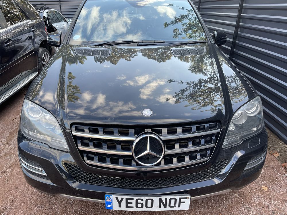 Морда капот W164 ML МЛ Mercedes бампер LIFT Рестайлінг фара 164