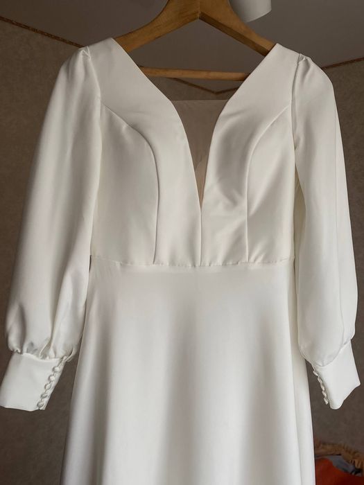 Весільна сукня 46 розмір з фатою