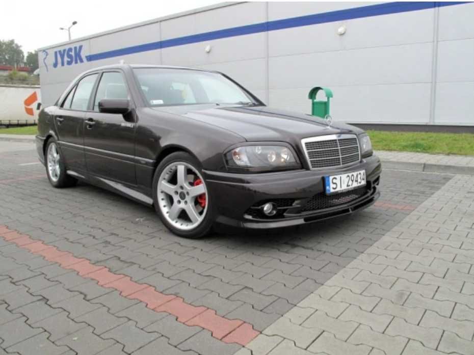 MERCEDES w202  1993/01 AMG -zestaw tuningowy