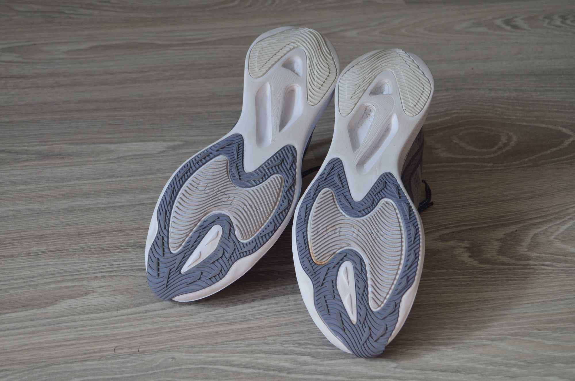 Беговые кроссовки Nike Zoom Gravity Оригинал Унисекс 41,5-42р 26,5см