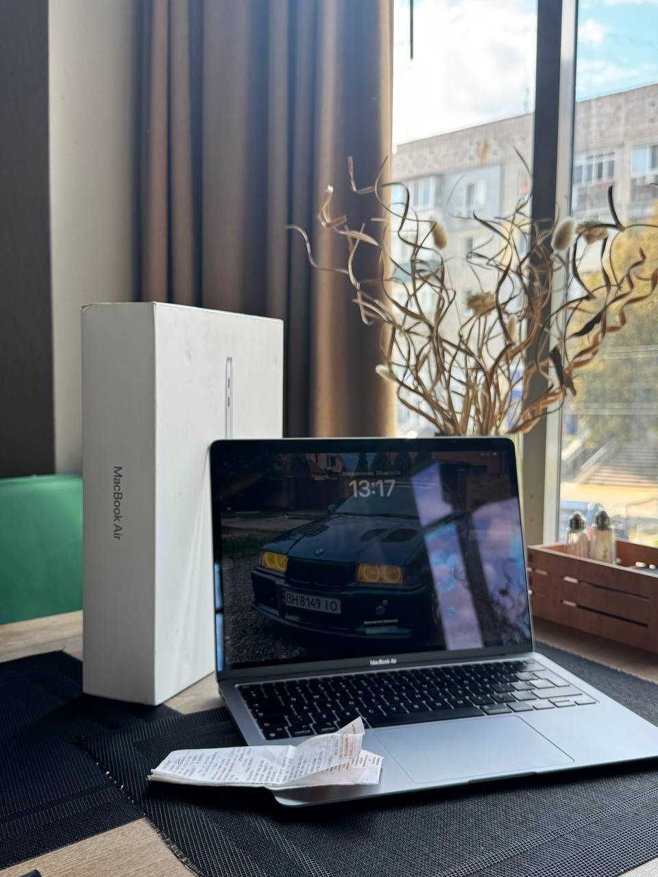 MacBook Air M1 91% батарея в идеале полный комплект