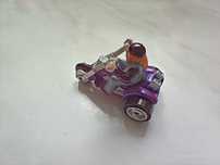 Motocykl trajka Micro Machines firmy LGT