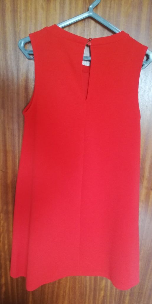 Vestido vermelho da Sfera