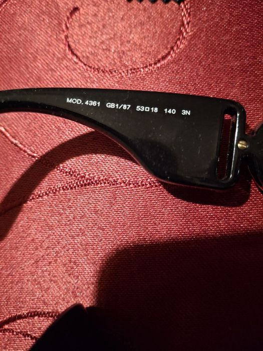 солнцезащитные очки Versace