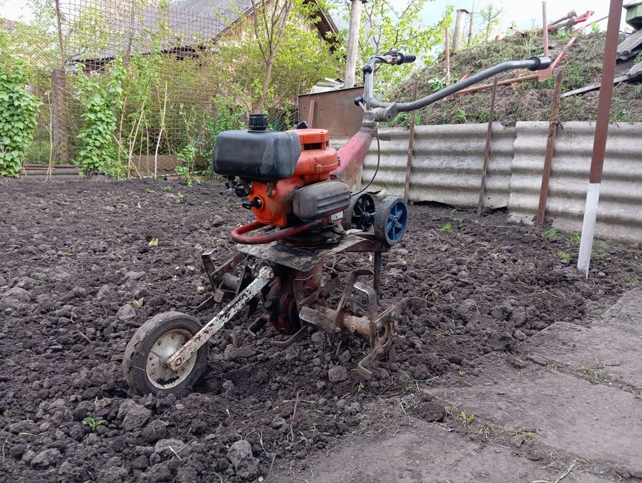 Мотокультиватор  робі52