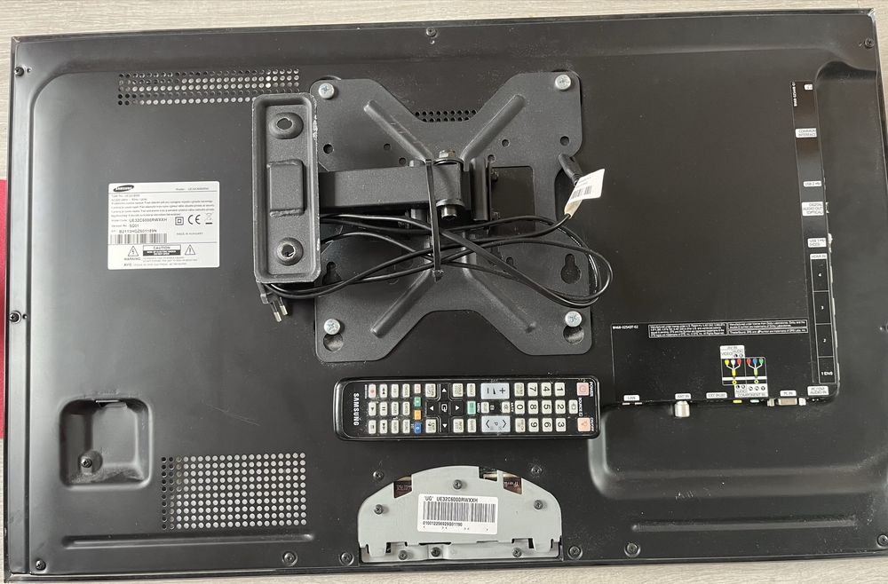 Telewizor Samsung model UE32C6000