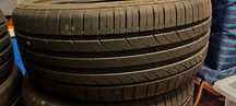 Pneus 245/40 r20