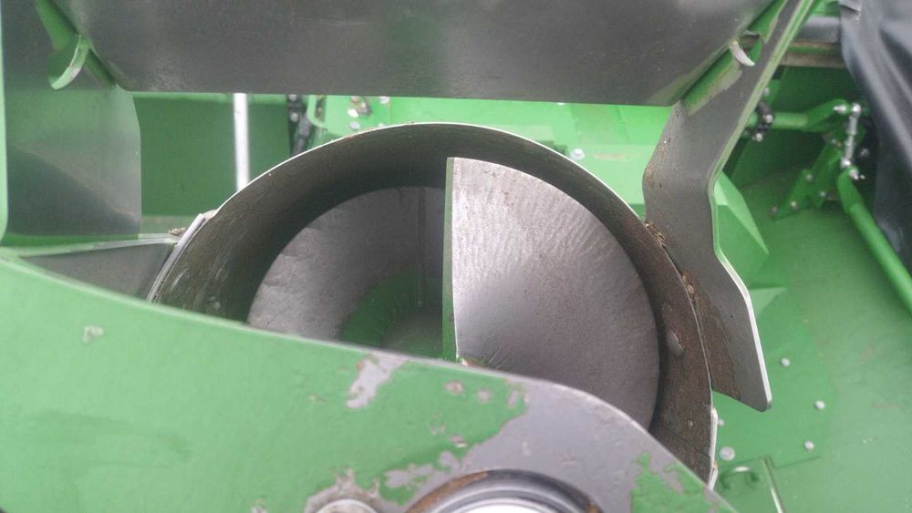 Комбаєн джондір S670I