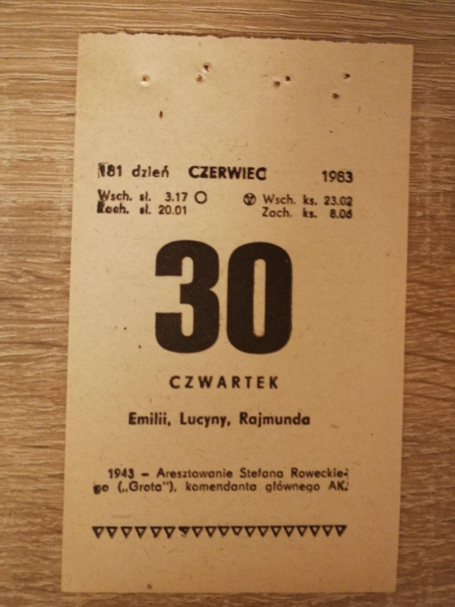 Kartki z kalendarza różne roczniki, lata 80 i 90