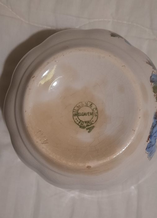 Fabuloso vaso faiança Sacavem gilman

Bom estado 

Medidas 
Altura 
Di