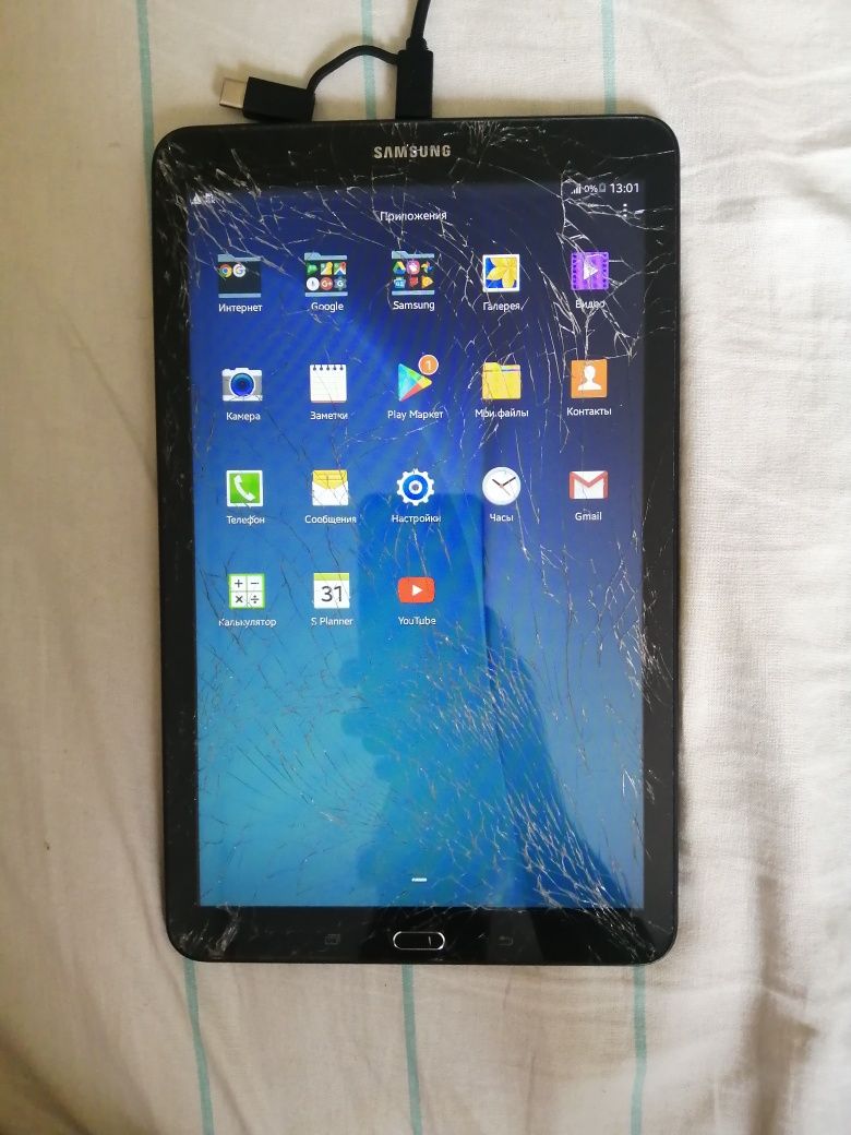 Планшет Samsung Tab E