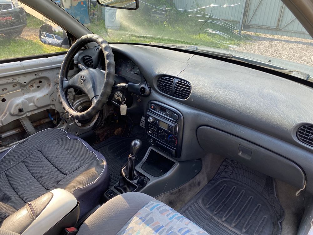 Hyundai Elantra 1.6 газ/бенз