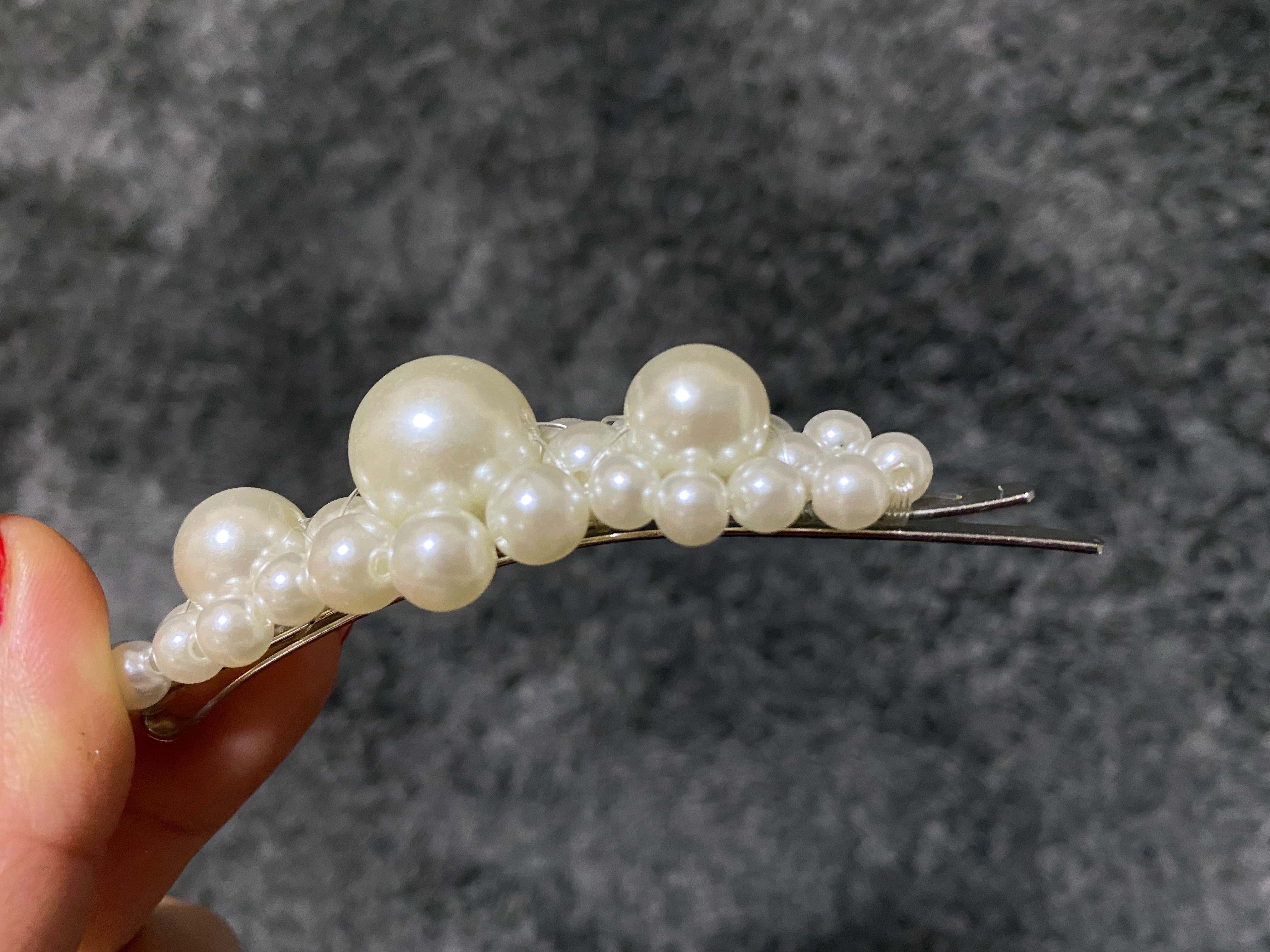 Заколка-невидимка з перлами