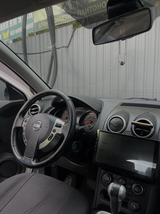 Nissan кашкай 2012