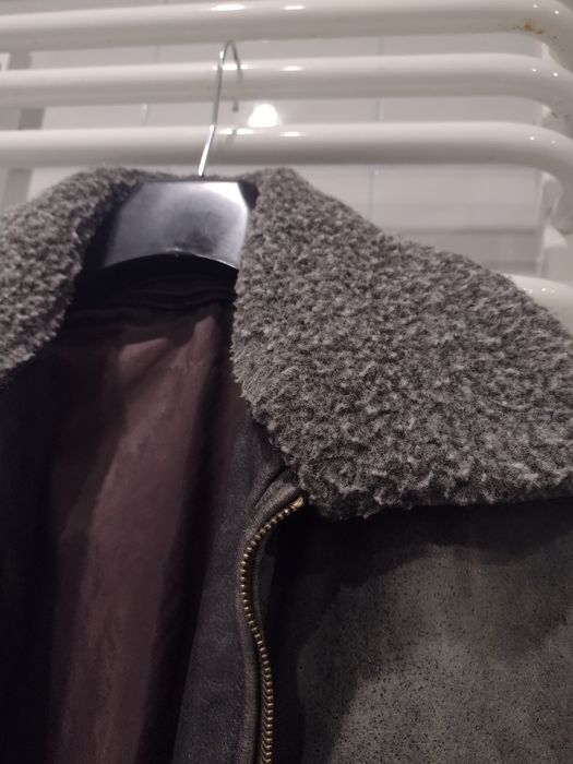 Szara 100% naturalna  skórzana kurtka  dla mężczyzny Vintage lata 90