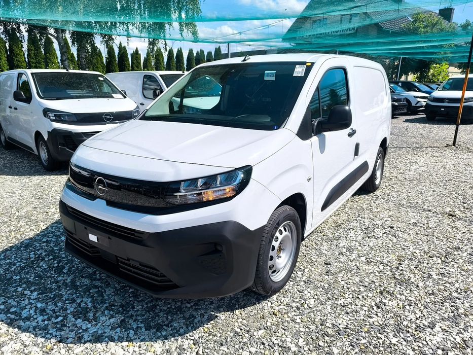 Opel Combo Cargo  L2, 3 osobowy, 4 lata ochrony lub 200 tyś km.