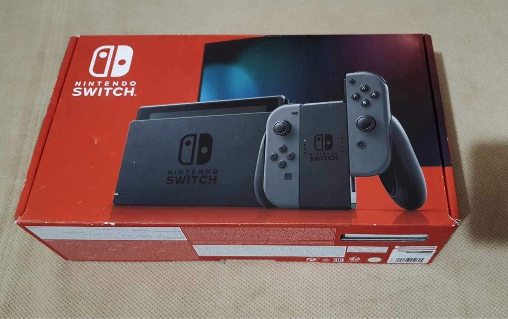 Nintendo Switch 32+256 gb. V2 комплект аккаунт