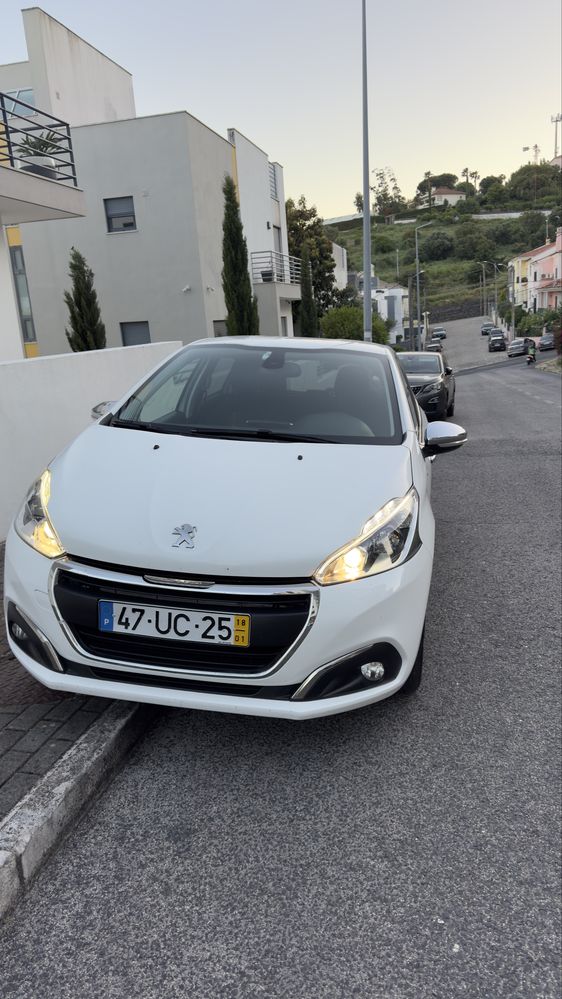 Peugeot 208 1.6 BlueHDi Style 2018